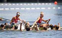 Lisa Bruijnincx (b), Jacobien Van Westreenen (s), Women's Double Sculls, Netherlands, 2019 World Rowing Junior Championships, Tokyo, Japan