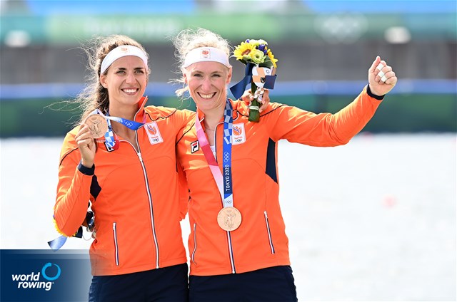 Roos De Jong (b), Lisa Scheenaard (s), Women's Double Sculls, Netherlands, bronze, 2020 Olympic Games Regatta, Tokyo, Japan / World Rowing/Detlev Seyb