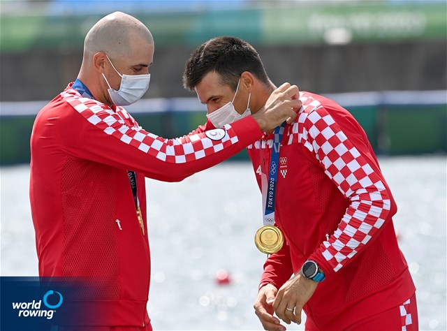 Martin Sinkovic (b), Valent Sinkovic (s), Men's Pair, Croatia, gold, 2020 Olympic Games Regatta, Tokyo, Japan / World Rowing/Detlev Seyb
