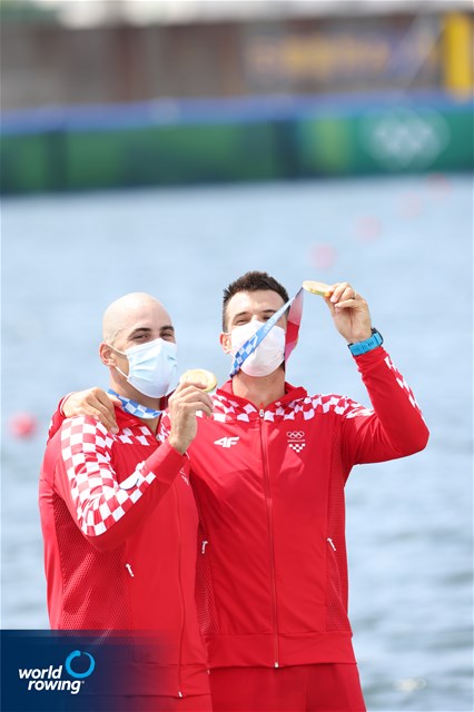 Martin Sinkovic (b), Valent Sinkovic (s), Men's Pair, Croatia, gold, 2020 Olympic Games Regatta, Tokyo, Japan / World Rowing/Igor Meijer