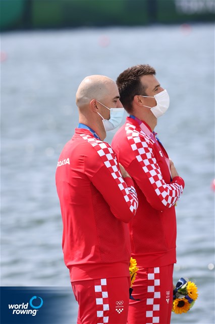 Martin Sinkovic (b), Valent Sinkovic (s), Men's Pair, Croatia, gold, 2020 Olympic Games Regatta, Tokyo, Japan / World Rowing/Igor Meijer