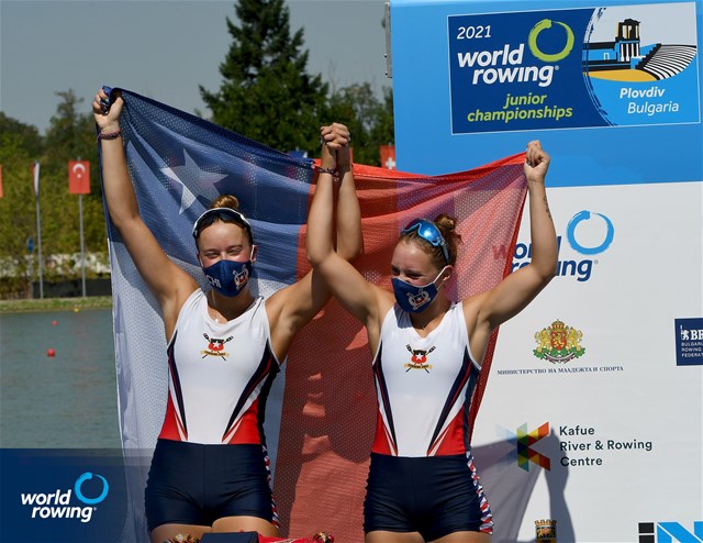 Magdalena Jesus Nannig Rojas (b), Antonia Leonor Liewald Heise (s), Women's Pair, Chile, 2021 World Rowing Junior Championships, Plovdiv, Bulgaria / Detlev Seyb/MyRowingPhoto.com
