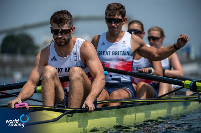 James Fox (b), Oliver Stanhope, Ellen Buttrick, Giedre Rakauskaite (s), Erin Kennedy (c), PR3 Mixed coxed four , Great Britain, 2020 Paralympic Games Regatta, Tokyo, Japan / World Rowing/Benedict Tufnell