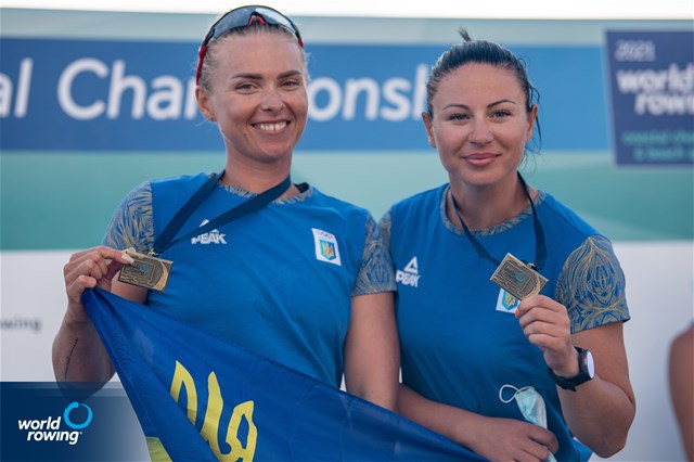 Daryna Verkhogliad (b), Yevheniia Dovhodko (s), Women's Double, Ukraine, 2021 World Rowing Coastal Championships, Oeiras, Portugal / World Rowing/Benedict Tufnell