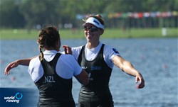 Brooke Donoghue (b), Olivia Loe (s), New Zealand, gold, Women's Double Sculls, A-Final, 2017 World Rowing Championships, Sarasota-Bradenton, USA