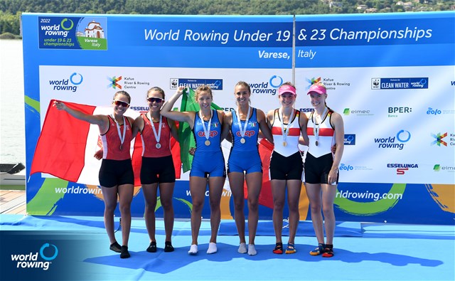 Maria Zerboni (b), Samantha Premerl (s), Lightweight Women's Pair, Italy, Gold, Alessia Palacios (b), Valeria Palacios (s), Peru, Silver, Anna Haendle (b), Cecilia Sommerfeld (s), Germany, Bronze, 2022 World Rowing Under 19 & Under 23 Championships, Varese, Italy / Detlev Seyb/MyRowingPhoto.com