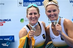 Martyna Kazlauskaite (b), Kamile Kralikaite (s), Women's Pair, Lithuania, Silver, 2022 World Rowing Under 19 & Under 23 Championships, Varese, Italy / Detlev Seyb/MyRowingPhoto.com