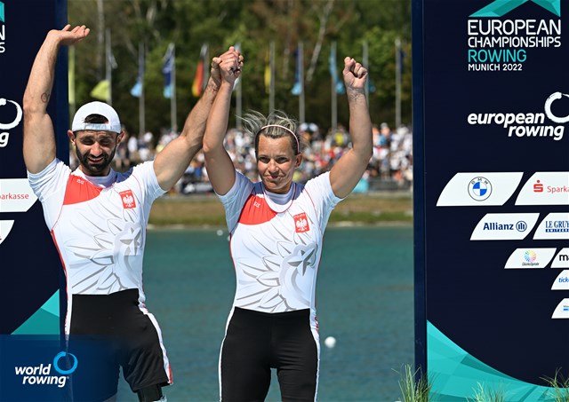 Jolanta Majka (b), Michal Gadowski (s), PR2 Mixed double sculls, Poland, Bronze, 2022 European Rowing Championships, Munich, Germany / Detlev Seyb/MyRowingPhoto.com
