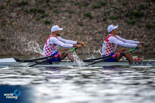 Martin Sinkovic (b), Valent Sinkovic (s), Men's Double Sculls, Croatia, 2022 World Rowing Championships, Racice, Czech Republic / World Rowing/Benedict Tufnell