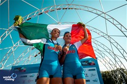 Serena Mossi (b), Elisa Grisoni (s), Lightweight Women's Pair, Italy, Gold, 2023 World Rowing Championships, Belgrade, Serbia © World Rowing/Benedict Tufnell