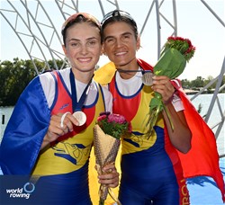 Mariana-Laura Dumitru (b), Ionela Cozmiuc (s), Lightweight Women's Double Sculls, Romania, Bronze, 2023 World Rowing Championships, Belgrade, Serbia © Detlev Seyb / MyRowingPhoto.com
