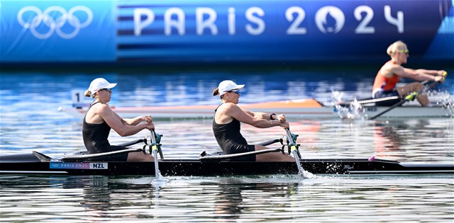 Brooke Francis (b), Lucy Spoors (s), Women's Double Sculls, New Zealand, 2024 Olympic Games Rowing Regatta, Paris, France / © World Rowing / Detlev Seyb