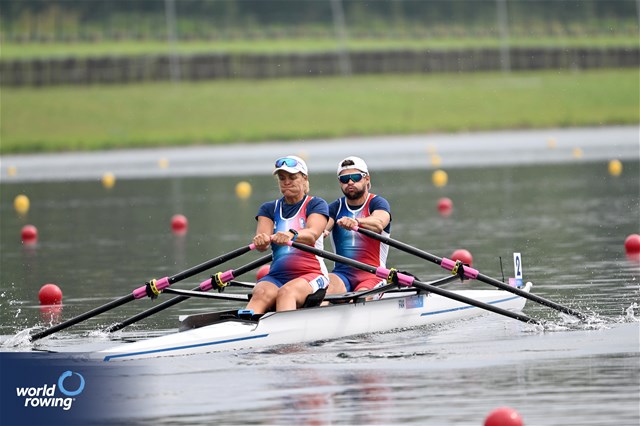 Benjamin Daviet (b), Perle Bouge (s), PR2 Mixed Double Sculls, France, 2024 Paralympic Games Rowing Regatta, Paris, France / © World Rowing / Detlev Seyb