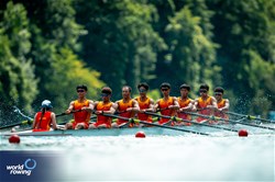 Chuang Cao (b), Yufei Xia, Hao Liu, Sheng Cong, Yue Yang, Maolin Zhang, Chun Li, Yushuang Shen (s), Jiayi Song (c), Men's Eight, People's Republic of China, 2025 World Rowing Cup Lucerne, Lucerne, Switzerland / © World Rowing / Benedict Tufnell