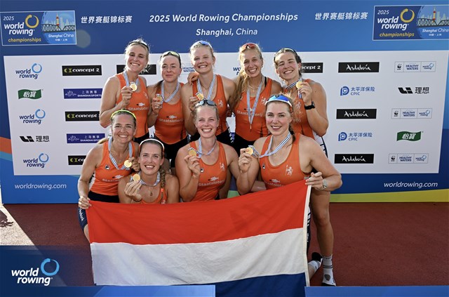 Linn Van Aanholt (b), Nika Johanna Vos, Lisanne Van Der Lelij, Vera Sneijders, Hermijntje Drenth, Ilse Kolkman, Ymkje Clevering, Tinka Offereins (s), Dieuwke Fetter (c), Women's Eight, Netherlands, gold, 2025 World Rowing Championships, Shanghai, China / © Detlev Seyb / MyRowingPhoto.com